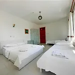 Akdeniz Otel