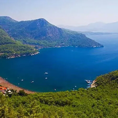 Akdeniz 酒店 3*