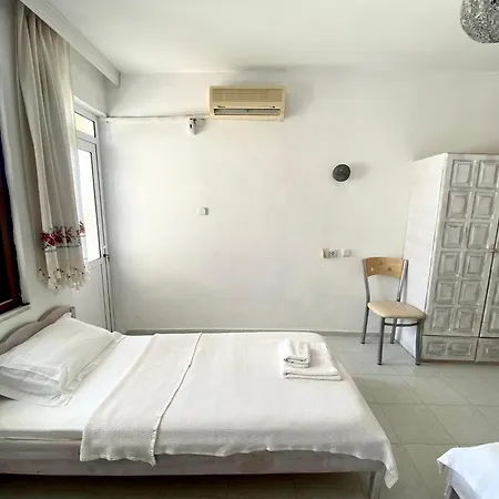 Akdeniz Hotel Ekincik