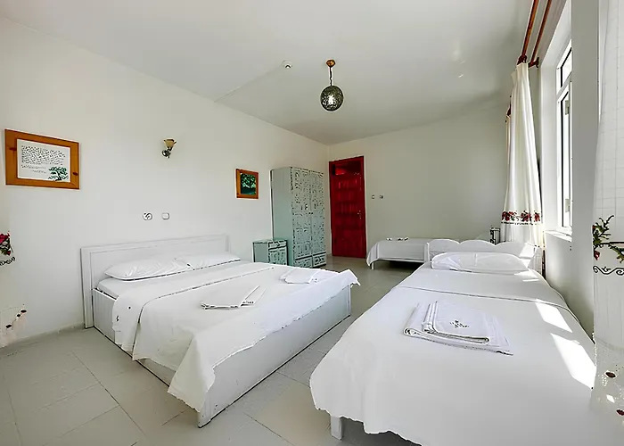 Akdeniz Otel
